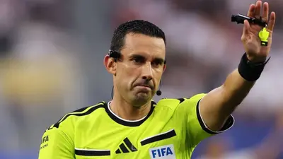 César Ramos iguala a Armando Archundia y entra a la élite arbitral de los Mundiales