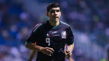 Kevin Castañeda llega a Chivas: “Estoy cumpliendo un sueño de niño”