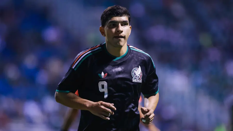 Kevin Castañeda llega a Chivas: “Estoy cumpliendo un sueño de niño”