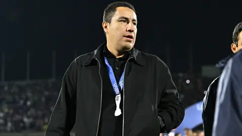 Juárez con la medalla de subcampeón del Clausura 2026 | MEXSPORT