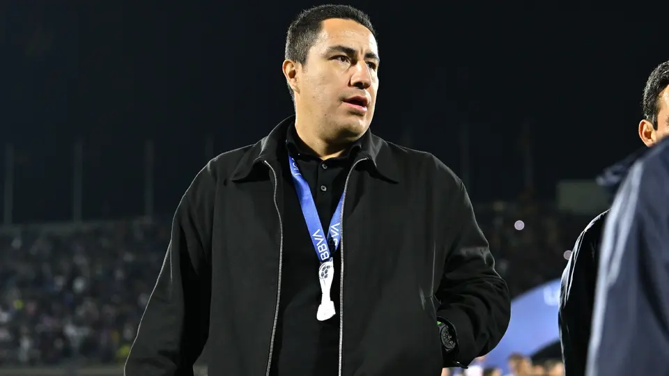 Juárez con la medalla de subcampeón del Clausura 2026 | MEXSPORT