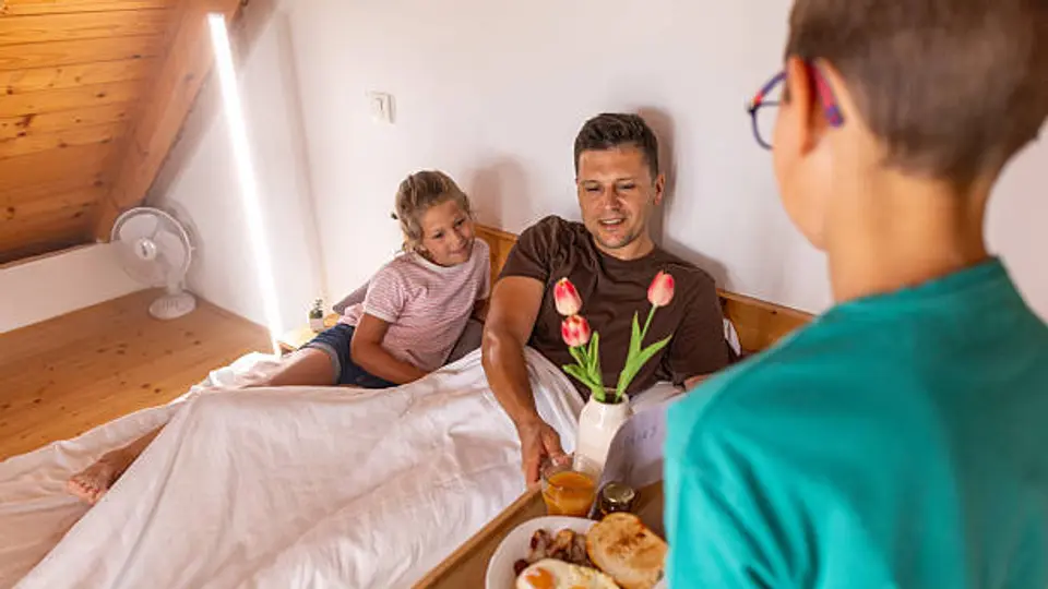 Restaurantes, bares y tiendas departamentales figuran entre los sectores con mejores expectativas de ventas./ Pixabay