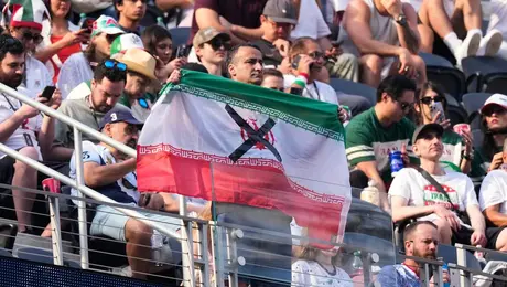 Irán debutó en el Mundial 2026 entre homenajes a las víctimas de bombardeo y desafíos al régimen