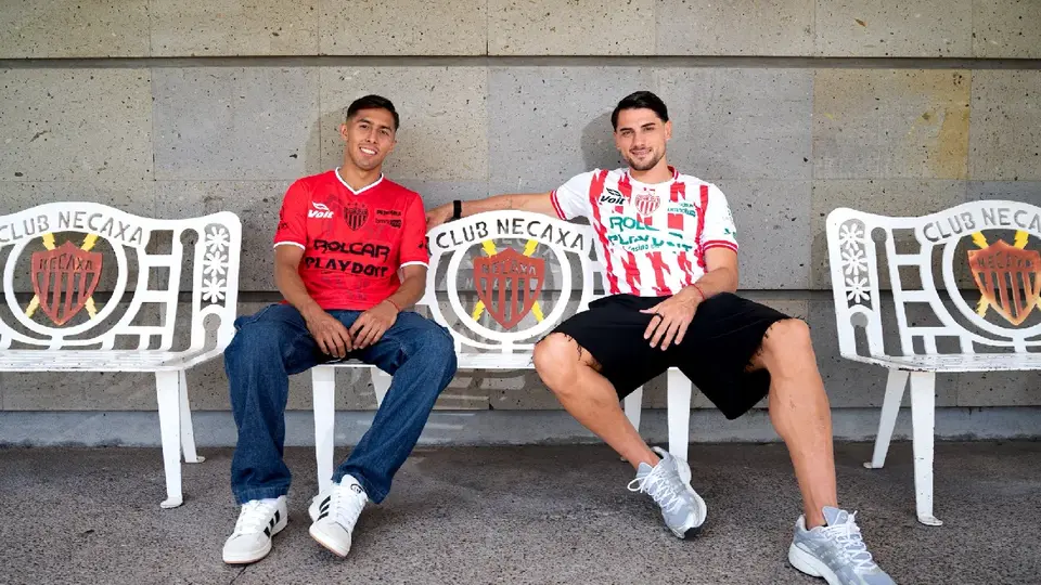 Cayó un rayo: Necaxa presentó su uniforme para el Apertura 2026