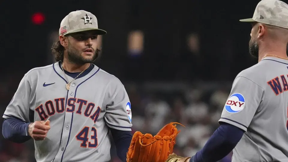 Christian Walker y Lance McCullers Jr. | AP