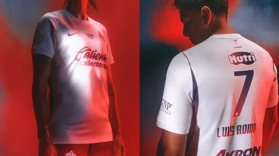 Camiseta Visitante Chivas l Instagram: @chivas