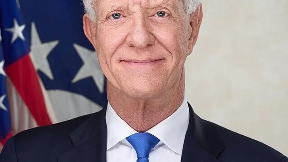 A sus 75 años, Chesley "Sully" Sullenberger dio a conocer que fue diagnosticado con Alzheimer en etapa temprana y compartió públicamente su experiencia.
