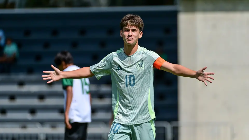 Juan Carlos Martínez Jr. con la Selección Mexicana | IMAGO 7