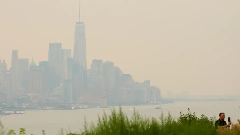 Humo de incendios en Canadá enciende alertas previo a la Final Argentina vs España