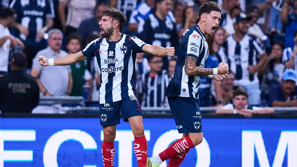 Diego Rossi festeja el segundo gol en contra de los Bravos | MexSport