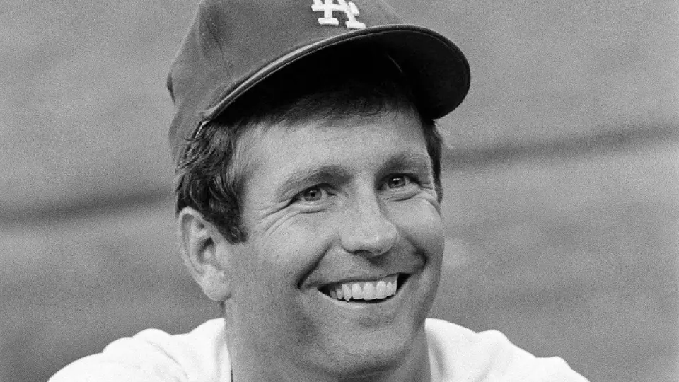 Tommy John, expelotero de Grandes Ligas | AP