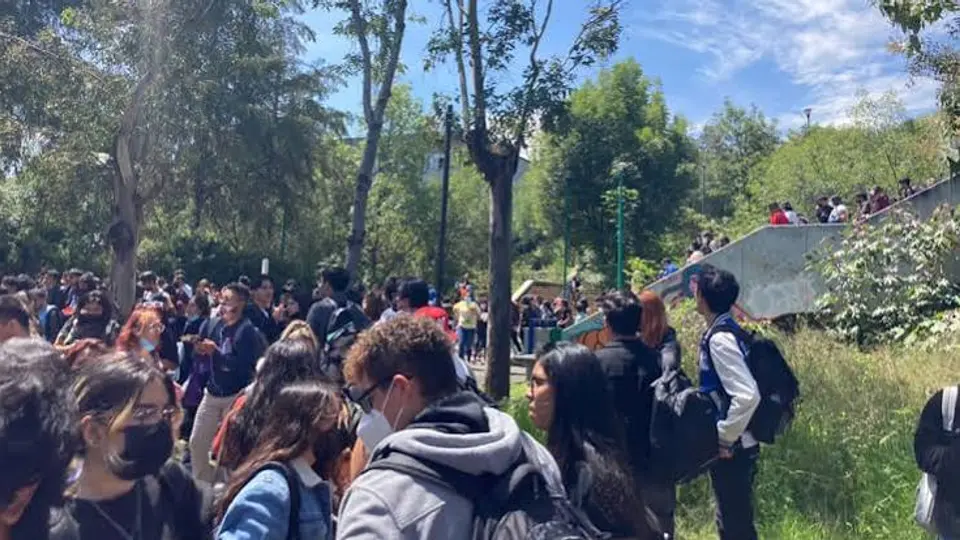 La FCPyS de la UNAM aplazó el inicio del ciclo escolar 2026-2027, previsto para este lunes 17 de agosto./@FCPyS