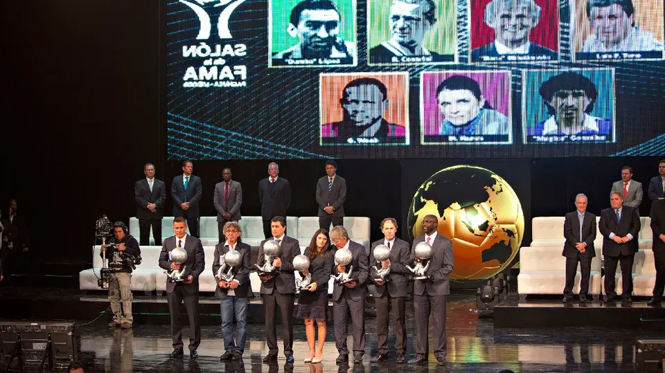 Velibor Milutinovic en el Salón de la Fama | IMAGO7