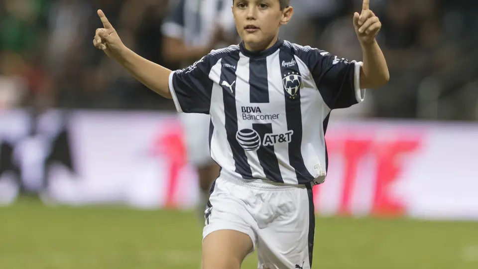 Aldo Patricio de Nigris, en la despedida de su papá | MEXSPORT