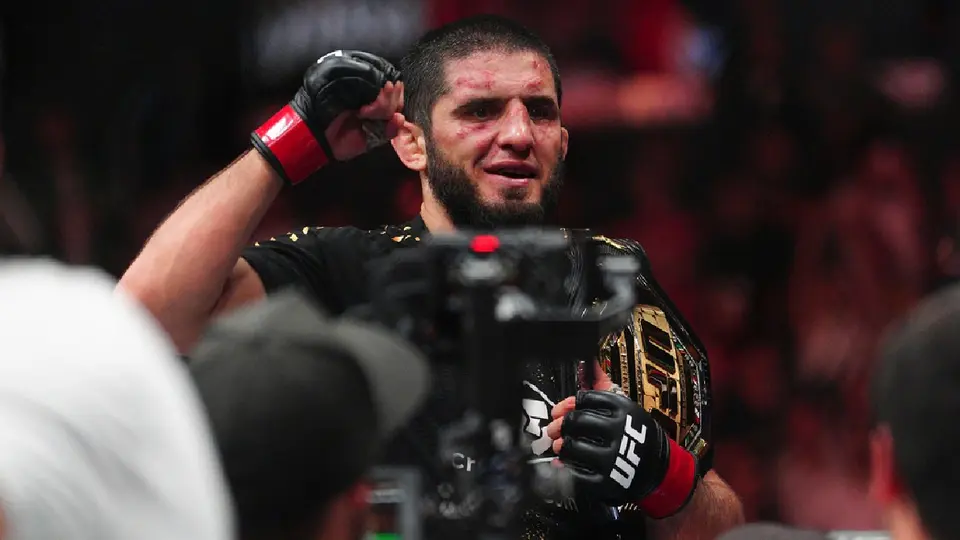 Islam Makhachev e Ian Garry | AP
