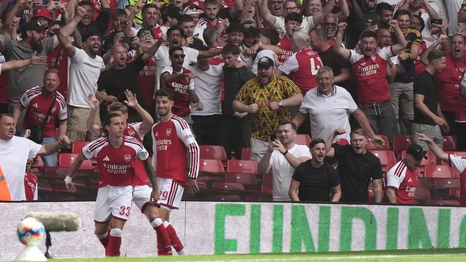 Jugadores de Arsenal en celebración en la Community Shield | AP