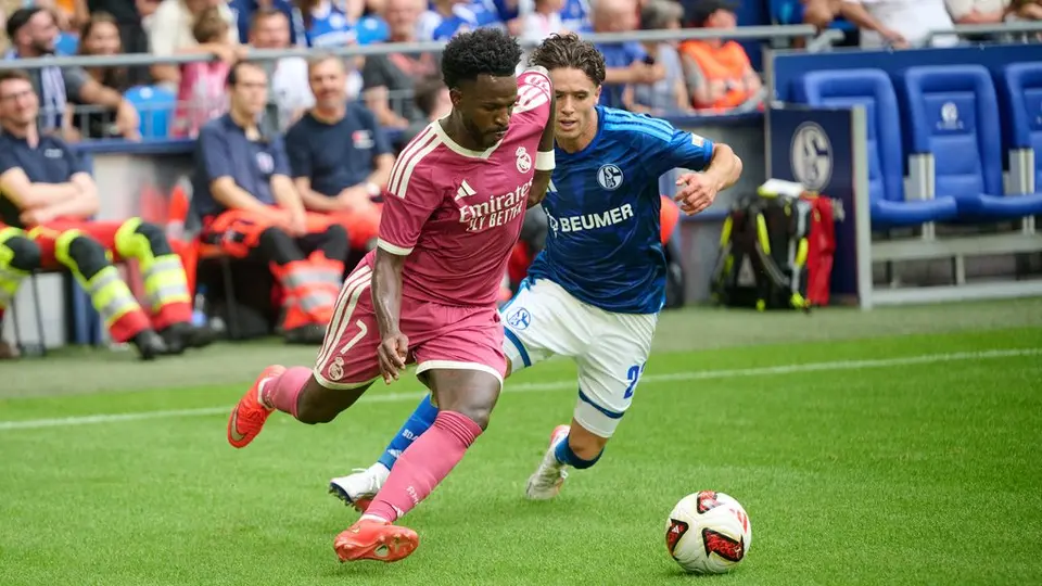 Vinicus Jr con Real Madrid en el amistoso contra Schalke 04 | AP