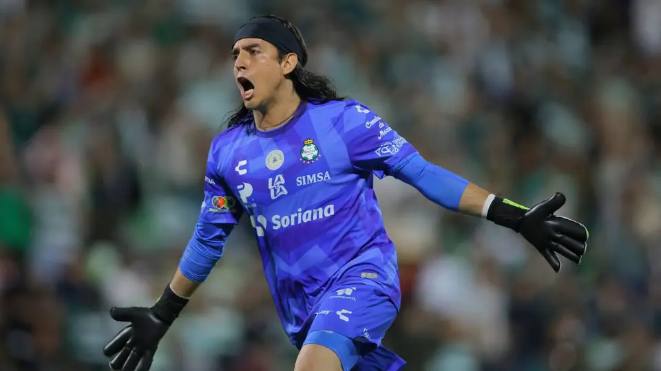 Carlos Acevedo en celebración con Santos en la Liga MX | IMAGO 7
