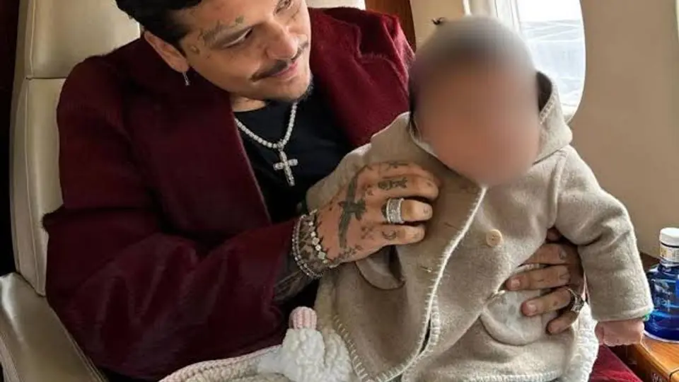 Cazzu no compartió imágenes de su hija durante el festejo, aunque algunos invitados sí publicaron fotografías./ RS