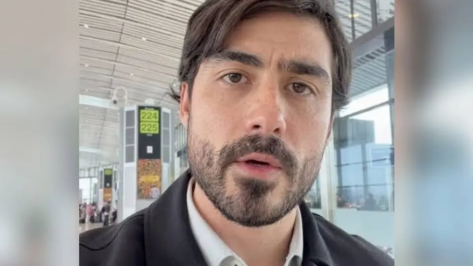 El influencer regiomontano fue detenido al llegar al Aeropuerto Internacional El Dorado, en Bogotá./ RS