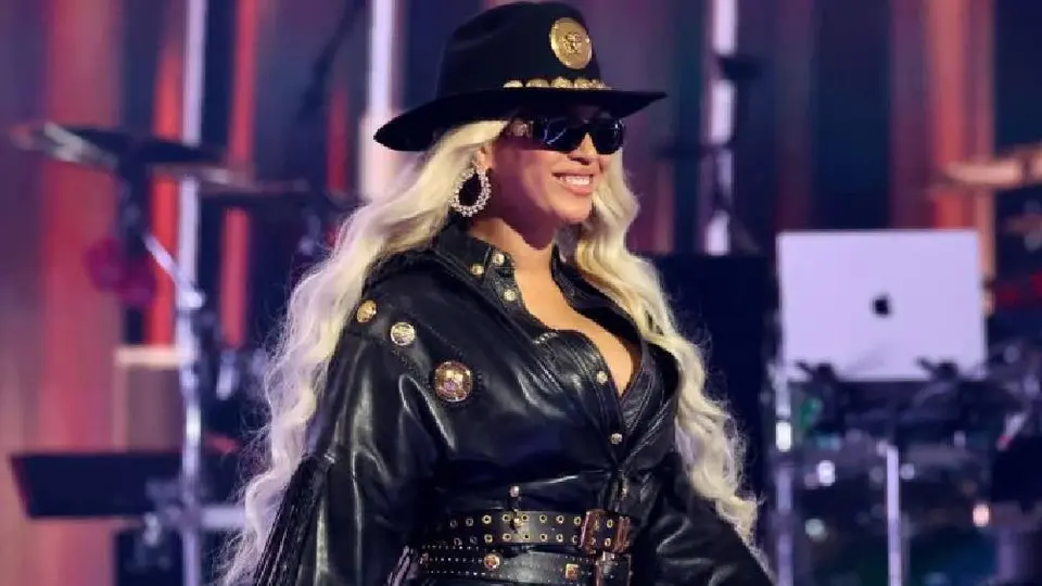 ¡Beyoncé es reconocida por Billboard como la mayor estrella pop del siglo XXI!