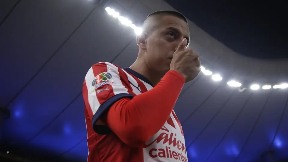 ¡Sin sanción! FMF no castigará a Roberto 'Piojo' Alvarado por detonación en sala de prensa
