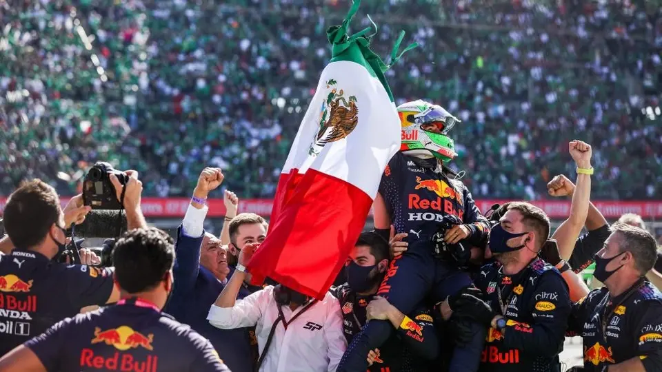 Renovación del Gran Premio de México no depende de permanencia de Checo Pérez en la F1