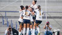 Con Póker de Stephanie Ribeiro Pumas Femenil aplastó a 6-1 a Santos en el Olímpico Universitario