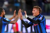 Serie A: Atalanta golea de local al Genoa; Johan Vásquez jugó todo el partido