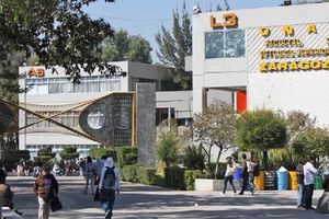 Reportan estudiante de FES Zaragoza lesionada en la cabeza con un proyectil