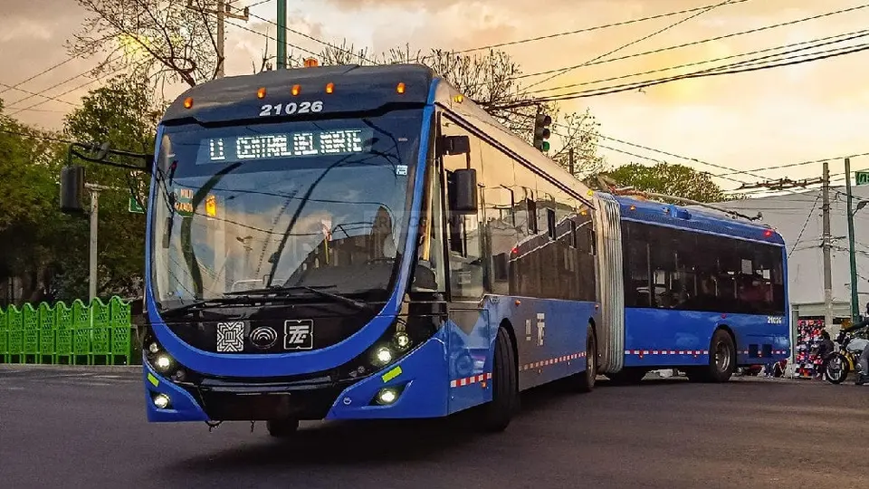 ¡Toma precauciones! Estaciones del Trolebús estarán cerradas por llegada de peregrinos