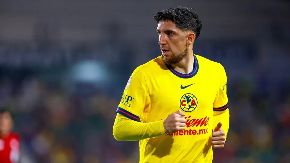¿Dejará al América? Diego Valdés, en la mira de Colo Colo por petición de Almirón