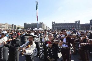 ¡Mariachis en CDMX imponen nuevo Récord Guinness! Fueron mil 122 tocando al mismo tiempo