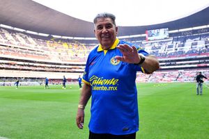 Carlos Reinoso relata cómo se ganó dos automóviles por anotar un gol