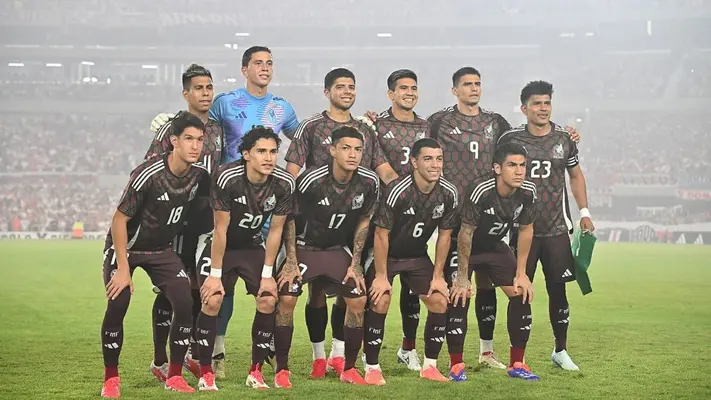 ¿Cuántos minutos jugó cada seleccionado del Tri vs Inter de Porto Alegre y River Plate?
