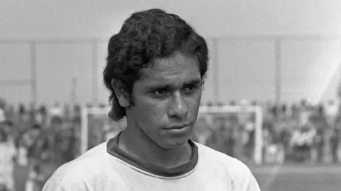 Cristóbal Ortega: La vez que rechazó grandes ofertas por debutar en el América