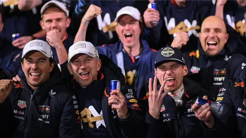 Celebridades festejan el tetracampeonato de Max Verstappen en Las Vegas