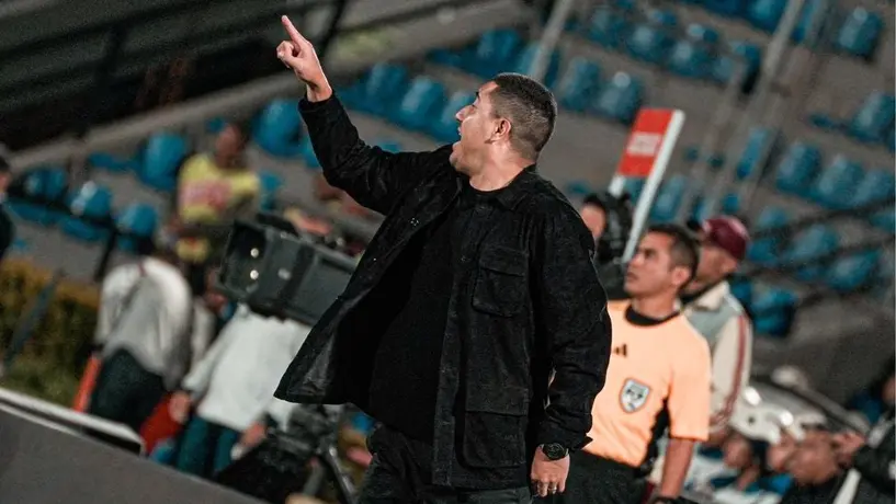 Atlético Nacional, equipo que dirige Efraín Juárez, empató ante Deportivo Cali