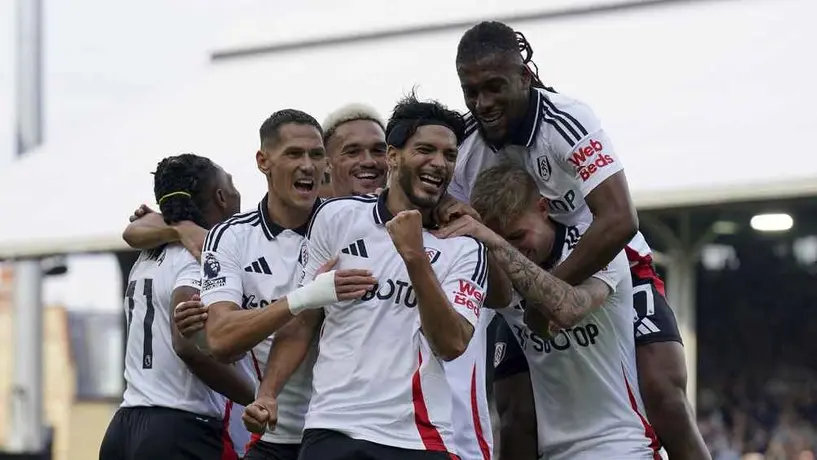 ¡Enrachado! Raúl Jiménez marca por segunda semana consecutiva en el Fulham vs Newcastle