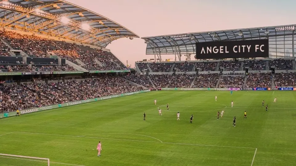 Clubes de la NWSL alcanzan valoración de mil 460 millones de dólares