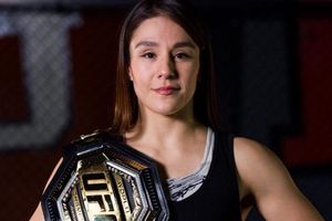 Alexa Grasso es la mayor representante de las MMA en México, señaló 'Loopy' Godínez