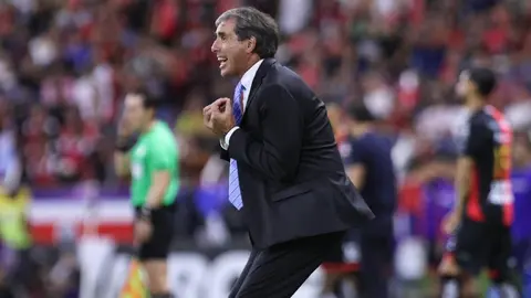 Guillermo Almada no garantiza mantener figuras en Pachuca: “Todos somos vendibles”