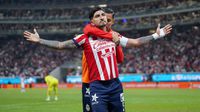Víctor Guzmán niega haber pedido su salida de Chivas, ante rumores de su regreso a Pachuca