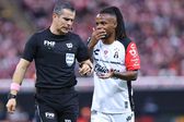 Comisión de Árbitros determina que existió falta en el primer gol de Atlas ante Chivas