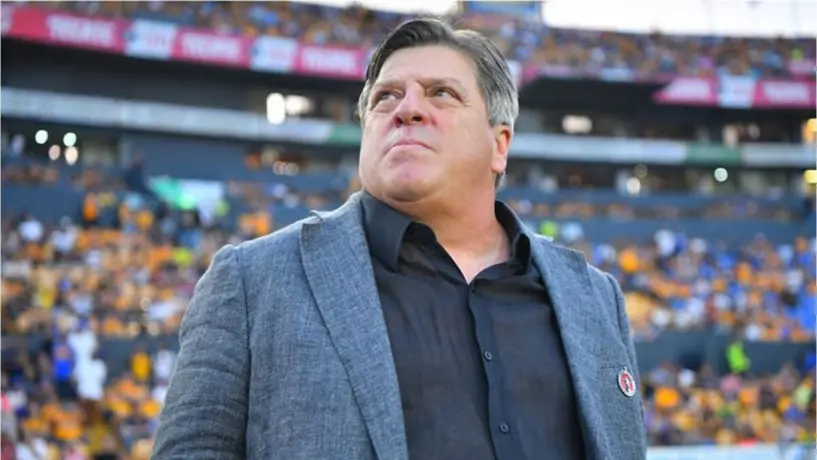 Miguel Herrera y otros entrenadores mexicanos que han dirigido selecciones de Concacaf