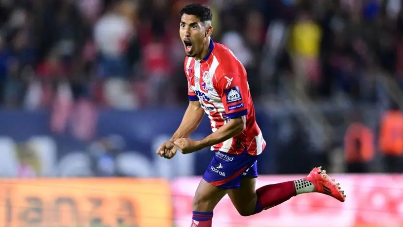 Atlético de San Luis, con golazo de Chávez, venció a Rayados en la Ida de las Semis