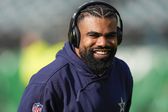 Los Chargers planean fichar a Ezekiel Elliott para el equipo de prácticas