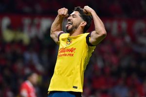 ¡Épico! Miguel ‘Piojo’ Herrera imita festejo de Henry Martín tras Tricampeonato