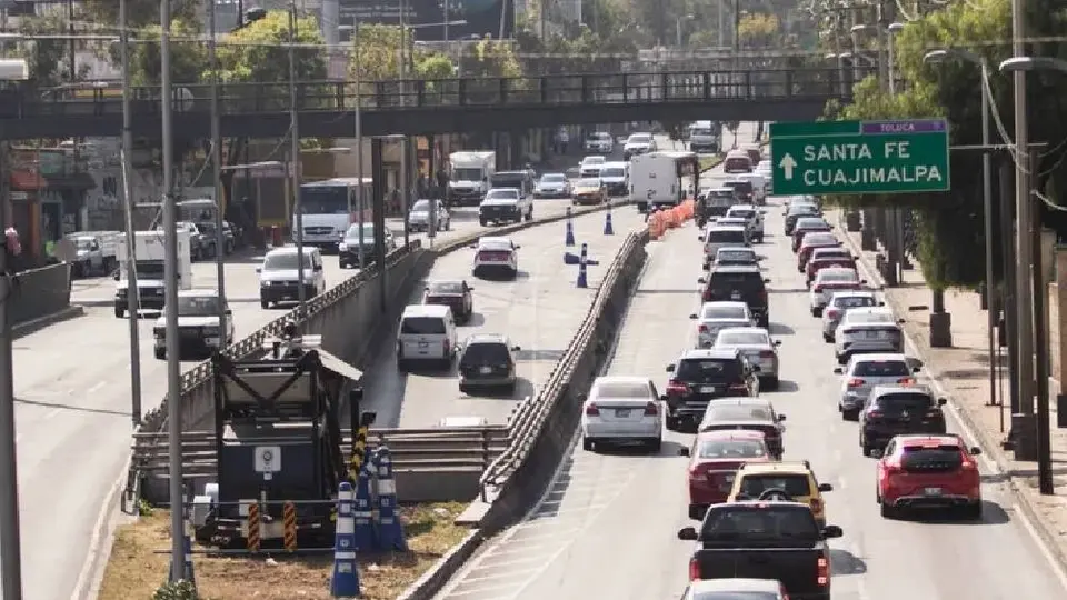 ¿Vas para Santa Fe? Habilitan carril reversible en avenida Constituyentes desde este día