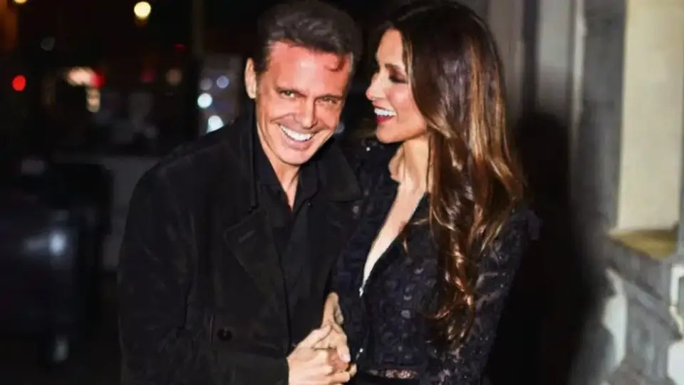 ¿Luis Miguel ya se casó con Paloma Cuevas? Un amigo del cantante lo confirma